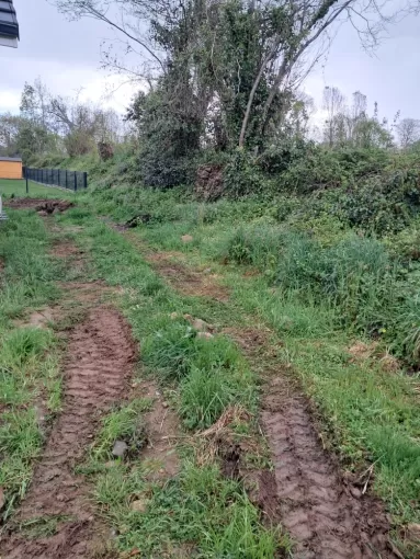 Terrain avant les travaux.