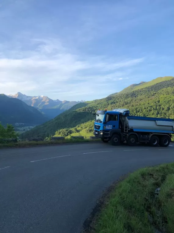 Vente et transport de granulats, Ogeu-les-Bains, MBTP