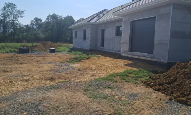 Préparation de l'accès de la maison.