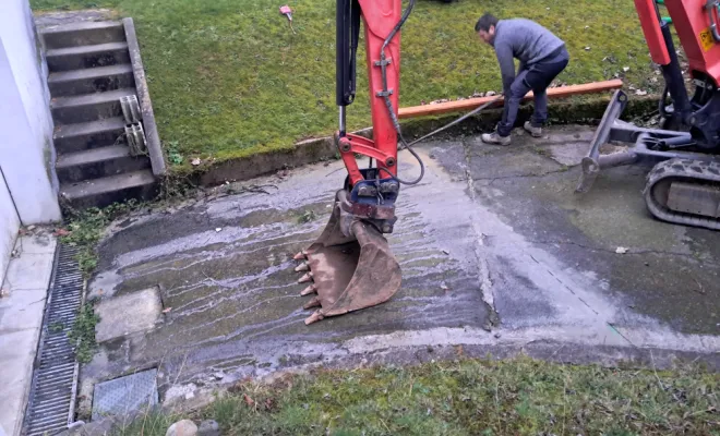 Démolition des anciens béton.