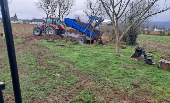 Evacuation de la terre.