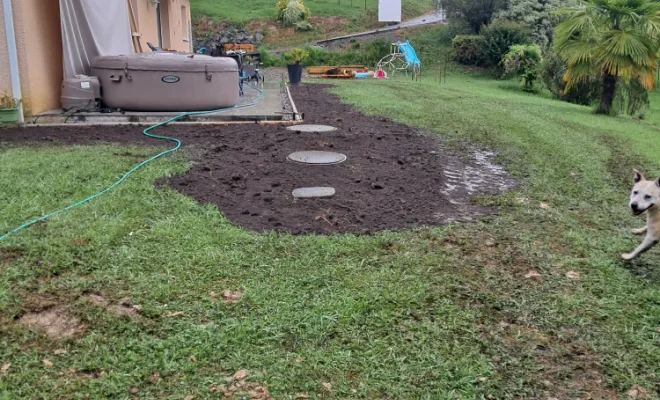 Mise en place de terre végétale.