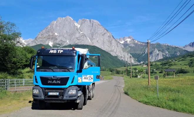 Camion en location avec chauffeur.